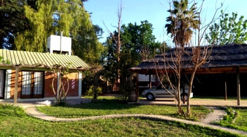 Imagen 8 de 14 de Alquiler Alojamiento Temporal Casa Quinta Cabaña Vista A La Montaña Pileta Maipu Mendoza
