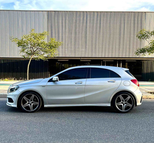 Imagen 2 de 13 de Mercedes Benz A 250 Sport