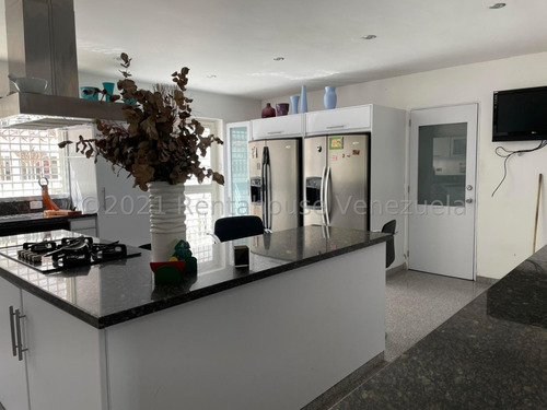 Imagen 2 de 19 de Casa En Venta Prados Del Este 22-12263 Jesús Enrique Díaz Caracas Baruta