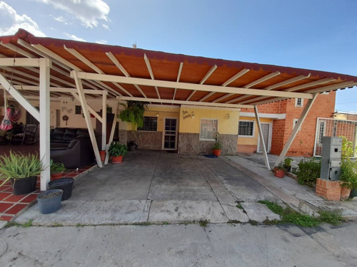 Imagen 2 de 14 de Casa En Venta En Los Guayos