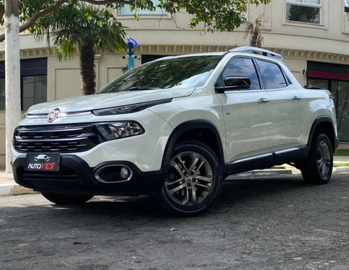 Fiat Toro 2.4 Volcano 16v Flex 4x2 Aut. 4p