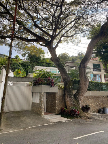 En Alquiler, El Peñón Casa Remodelada