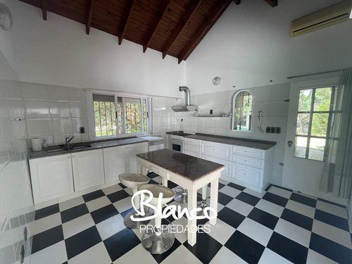 Casa En Alquiler En Alamo Alto, Escobar, G.b.a. Zona Norte