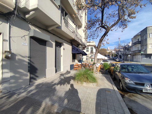 Ágora Alquila Precioso Y Versátil Local En Hermoso Edificio Art Decó - Esquina Gastronómica Próx. Colegio Alemán Y Disco