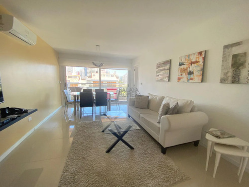 Venta Y Alq: 2 Dormitorios Temp 23 - 24 Icon Brava Punta Del Este