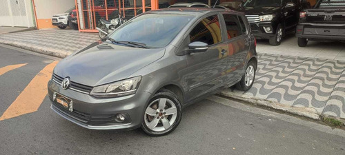 Imagem 1 de 10 de Volkswagen Fox 2018 1.6 Comfortline Total Flex 5p