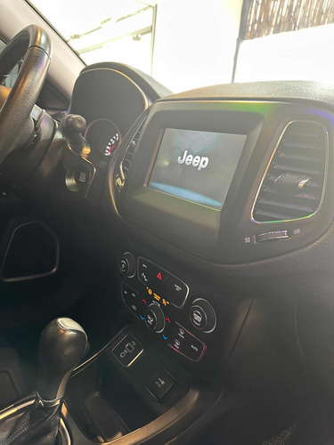 Imagen 15 de 25 de Jeep Compass 2019 2.4 Longitude