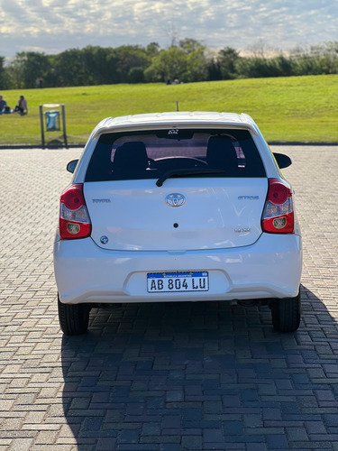 Toyota Etios 1.5 Xs