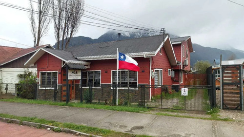 Casa Grande Para Oficina, Centro Puerto Aysen (82371)