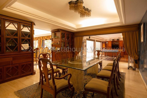 Colinas De Los Ruices !! Espectacular Quinta 802 M2 Terreno, 650 M2 Const., 4 Hab, 2 Estudios, 6 Baños, 4 Pe, Bar, Parrilera, Planta Eléctrica, Hermosas Áreas Verdes Y Sociales. Una Verdadera Joya !!