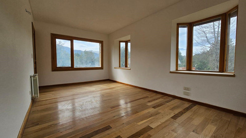 Venta Casa Villa La Angostura En Lote 2629m2 B° Del Cipres
