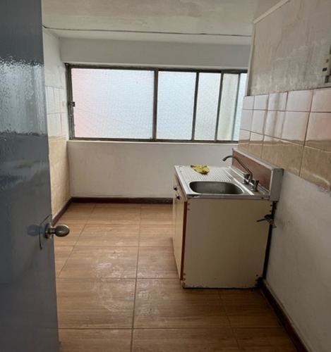 Amplio Departamento En Nuñoa Con Hermosa Vista