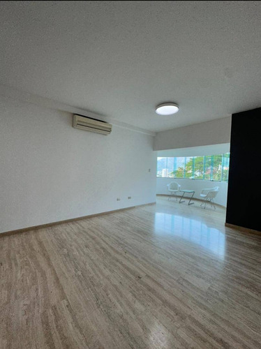 Solo Clientes Alquiler De Exclusivo Apartamento En Resd. Siena Las Chimeneas.