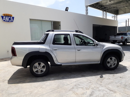 Imagen 5 de 15 de Oroch Outsider Ta 2.0lt 2021 Renault