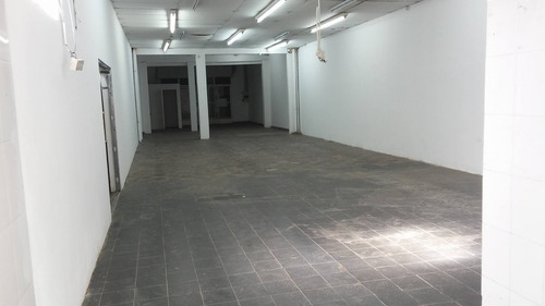 Imagen 3 de 14 de Amplio Local Comercial