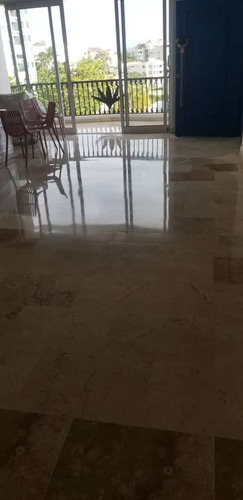 Imagen 4 de 5 de Dgladys Pisos Los Mejor En El Pulidos Y Brillados De Pisos