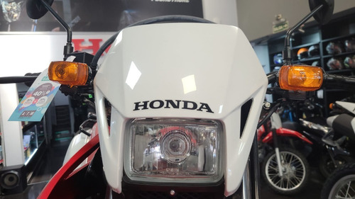 Imagen 6 de 15 de Honda Xr 250 Tornado Rojo 0km 2023 Performance Bikes