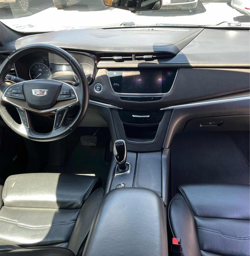Cadillac XT5 3.7 Platinum At