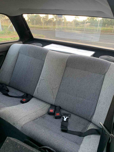 Imagem 12 de 15 de Volkswagen Voyage Gl 1.8 Sport