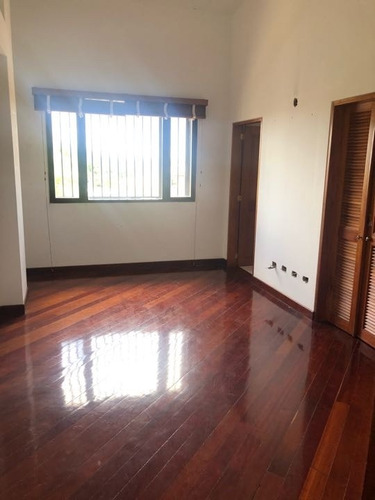 Imagen 21 de 29 de Se Vende Casa 700m2 5h/5b/8p La Lagunita