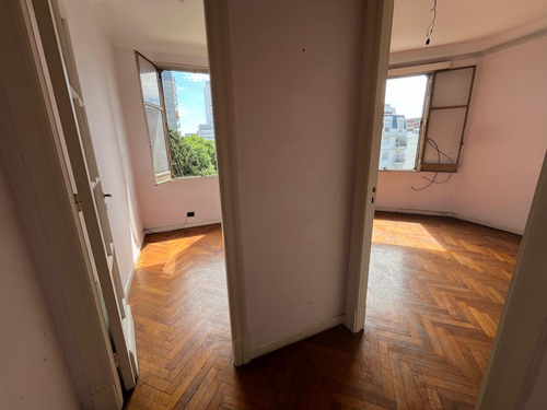 Venta Caballito Departamento 4 Ambientes Frente