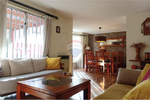 Espaciosa Casa 3d+3b En Lo Campino