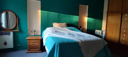 Casa En Venta - 3 Dormitorios 2 Baños - Cocheras - 442mts2 - Coronel Brandsen