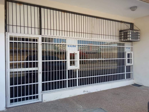 Imagen 2 de 10 de Vendo Local Comercial En Tucacas A Excelente Precio Tucacas