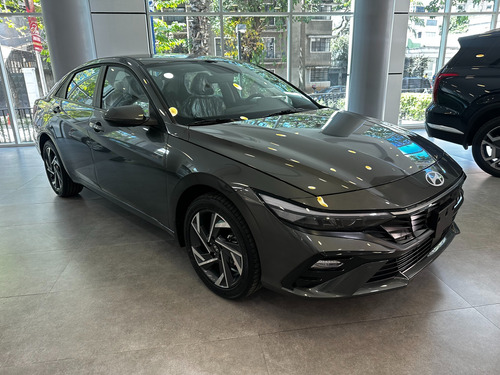 Hyundai Elantra Gls 2025