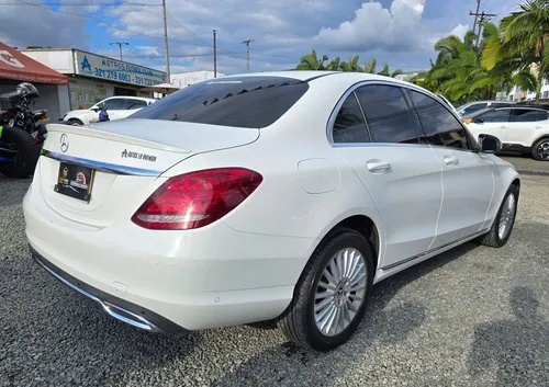 Mercedes-Benz Clase C 200 2.0 Cgi Exclusive
