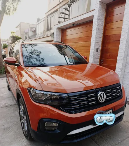Camioneta Suv Año 2020 Volkswagen T-cross Comfortline Tiene