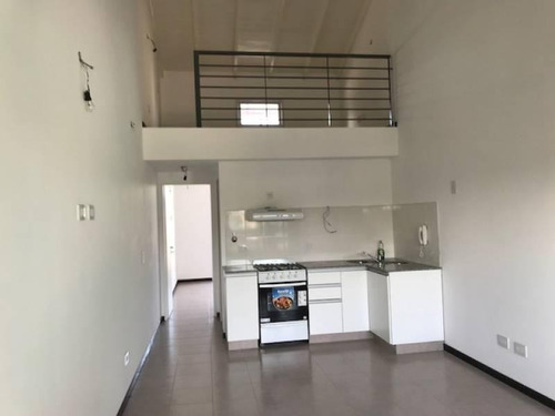 Imagen 3 de 4 de Ph 2 Ambientes En Venta - Zona Castelar Norte- Con Cochera - Posibilidad De 3 Ambientes- Financia