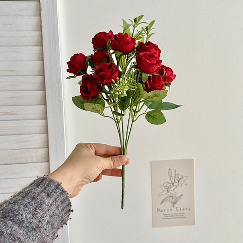 Ramo De Rosas Artificiales, Tela De Seda, Flor Artificial