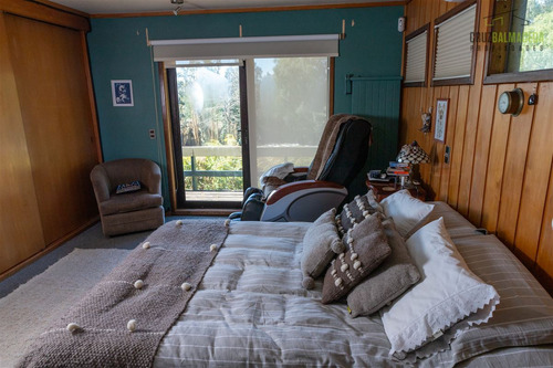 Casa En Venta De 6 Dorm. En Parrque Ivian I, Puerto Varas