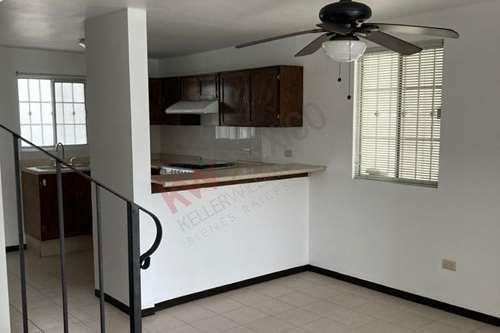 Imagen 3 de 9 de Casa En Venta En Col. Sierra Morena