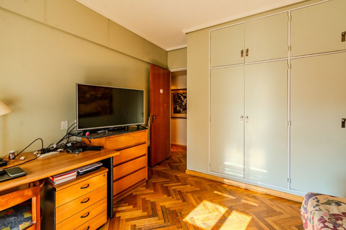 Venta Departamento En Av. Libertador. Bajo Precio