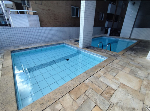 Mobiliado - 1 Dormitório Sacada Envidraçada- Prédio Com Elevador E Piscina