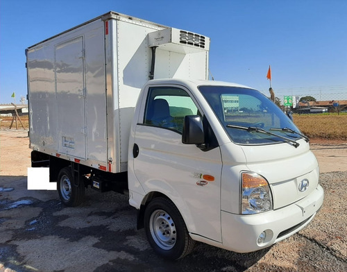 Imagem 7 de 15 de Hyundai Hr 2011 4x2 Baú Refrigerado (único Dono)
