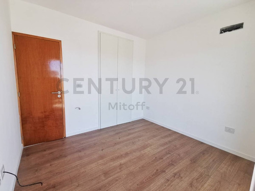Imagen 9 de 17 de Departamento En Venta De 2 Dormitorios En La Plata.