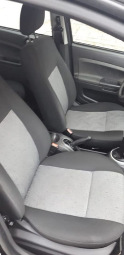 Imagem 7 de 8 de Ford Fiesta Sedan 1.6 Class 8v 4p