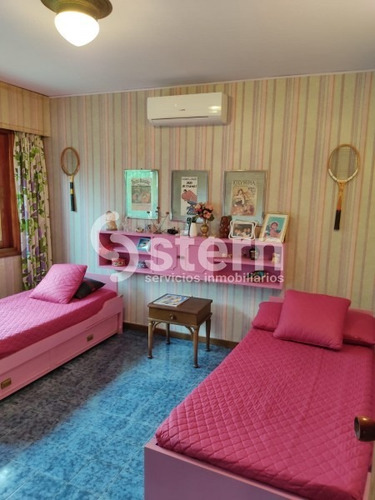 Venta Casa 4 Dormitorios, Playa Mansa, Punta Del Este- Ref: 1384