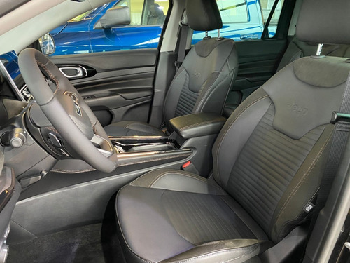 Imagen 11 de 15 de Jeep Commander