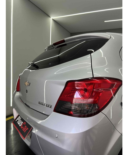 Chevrolet Onix 1.4 MPFI LTZ 8V FLEX 4P AUTOMÁTICO