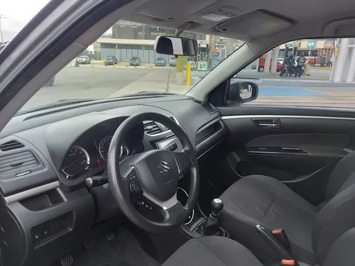 Suzuki Swift 1.2 Hatchback Versión Full Equipo