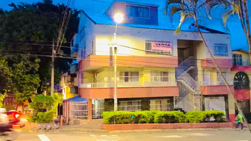 Venta De Apartamento En Medellín, Sector Los Angeles