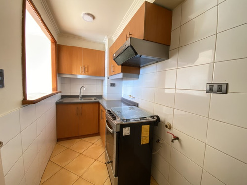 En Arriendo Dpto 2d/2b Excelente Ubicación
