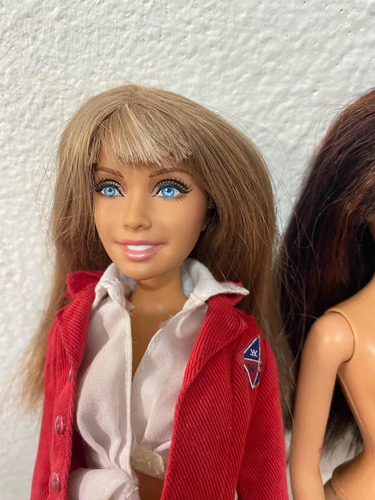 Barbie Rbd Mía Y Roberta Muñecas Mía Detalle (Usado)