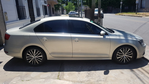 Volkswagen Vento 2.0 Sportline Tsi 200cv Dsg 2011