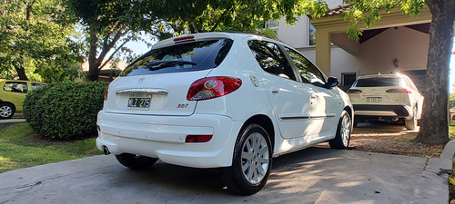 Peugeot 207 1.6 Feline 106cv