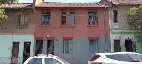 Espectacular Casa 10 Dormitorios En Calle Lastra, Independ
